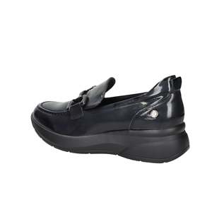 Mocassini da donna Xti 143426 in pelle nera, scarpe basse comode - Product Image 3