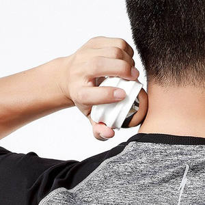 Handmassagegerät aus Edelstahl für den Heimgebrauch im Fußball-Sport – Handroller-Massageball - Product Image 5