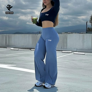 Ensemble deux pièces personnalisé F5673 pour <span class=keywords><strong>femme</strong></span> – Tenue athleisure confortable avec crop top à manches longues et <span class=keywords><strong>pantalon</strong></span> évasé – Idéal pour le yoga et la détente - Product Image 1