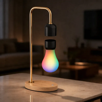 Ampoule LED sans fil magnétique à lévitation flottante colorée pour lampe de bureau, décoration de la maison, du bureau, cadeau unique