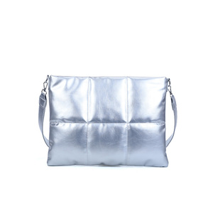Housse de protection matelassée rembourrée pour ordinateur portable avec bandoulière, sac à bandoulière tendance pour femme - Product Image 4