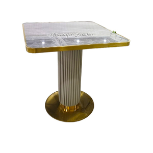 Table basse design à base de pilier, table basse en pierre dorée durable et carrée avec miroir - Product Image 1