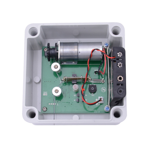 Puerta Automática para Gallinero con Sensor de Luz, Resistente a los Rayos UV, Impermeable, de Aluminio, Abrepuertas para Aves de Corral, 4AA - Product Image 6