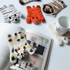 <span class=keywords><strong>Dessous</strong></span> <span class=keywords><strong>de</strong></span> <span class=keywords><strong>verre</strong></span> en feutre <span class=keywords><strong>de</strong></span> laine animal mignon japon exportation dessin animé forme décoration <span class=keywords><strong>de</strong></span> bureau bambou tapis d'isolation thermique cadeau <span class=keywords><strong>de</strong></span> noël - Product Image 4