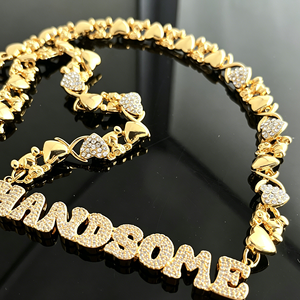 Collana Personalizzata con Nome in Diamanti, Lettere a Bolla in Acciaio Inossidabile Placcato Oro 18k con Catena Orsetto per Feste - Product Image 3