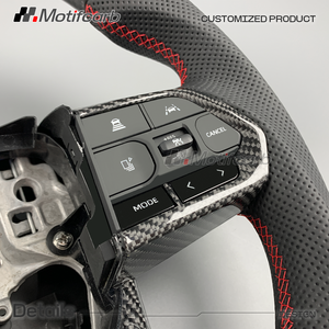 Volante personalizado de fibra de carbono real para Toyota Land Cruiser LC200 LC300 GR 2015-2023 con empuñaduras de cuero negro - Product Image 4