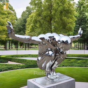 Escultura de hombres de buzo de acero inoxidable abstracto de artes metálicas modernas para decoración al aire libre - Product Image 1