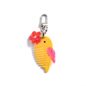 Peigne à cheveux miniature en acétate YJL, mignon, en forme d'animal, d'oiseau, porte-clés, peigne portable en acétate, <span class=keywords><strong>poisson</strong></span>-<span class=keywords><strong>cheval</strong></span>, accessoires pour cheveux en gros pour femmes - Product Image 4