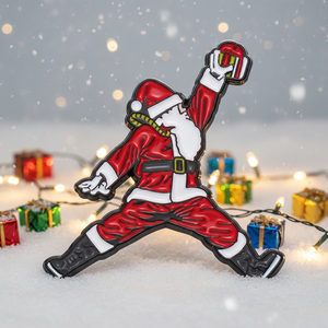 Badges personnalisés populaires, <span class=keywords><strong>Père</strong></span> <span class=keywords><strong>Noël</strong></span> jouant au ballon, broche en forme de ballon, broche en émail sportive, épingle <span class=keywords><strong>à</strong></span> revers en métal, badge en métal - Product Image 2