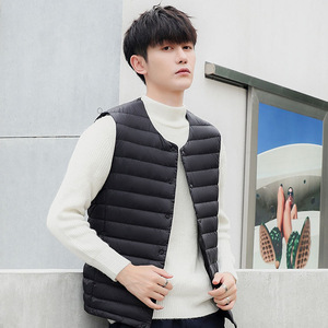 Vente en gros Veste en duvet d'hiver légère de qualité supérieure Veste bouffante <span class=keywords><strong>sans</strong></span> manches avec sac de rangement Gilet en duvet d'hiver pour hommes - Product Image 3