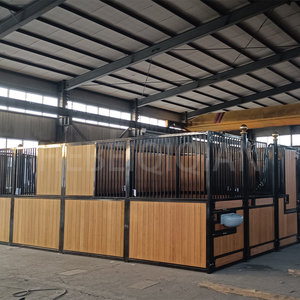 ระบบแผงลอยม้าสำเร็จรูปโครงสร้างเหล็กแผงด้านหน้าของม้าประตูบานเลื่อนที่มั่นคงของม้า - Product Image 3