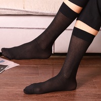 Vente en Gros de Chaussettes en Soie Ultra Minces en Nylon Transparent Robe d'Affaires Mi-mollet Chaussettes pour Hommes