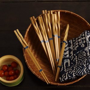 Juego de Palillos de Bambú con Punta Cuadrada, Estilo Japonés, Utensilios para Restaurante de Sushi, Venta al por Mayor - Product Image 1
