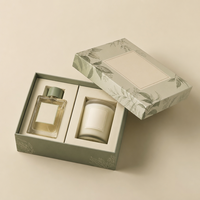 Boîte en carton pour échantillons de parfum avec insert à six compartiments pour collection de mini-parfums – Offre texture