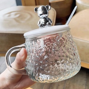 <span class=keywords><strong>Tazza</strong></span> <span class=keywords><strong>in</strong></span> <span class=keywords><strong>Vetro</strong></span> Martellato Elettroplaccato a Forma di Orso <span class=keywords><strong>con</strong></span> <span class=keywords><strong>Coperchio</strong></span> e Cucchiaio, <span class=keywords><strong>Tazza</strong></span> da Caffè e Tè <span class=keywords><strong>in</strong></span> <span class=keywords><strong>Vetro</strong></span> Soda-Lime per Ufficio e Colazione - Product Image 3