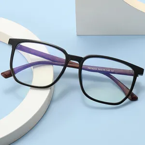 新しいトレンディな2022ファッションメガネTR90フレーム光学メガネ男性の女性アイウェアユニセックスメガネで青い光を遮断