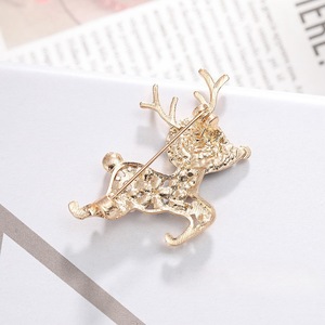 <b>Cute</b> Deer Brooch Gold Rhinestone Animal Shape Christmas Holiday Accessory Unisex Fashion <b>Pin</b> - Product Image 3