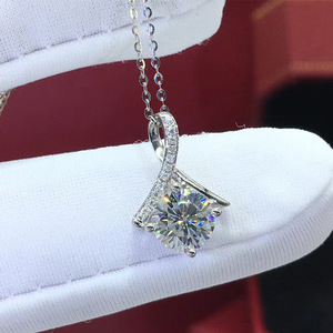 Collana con Ciondolo a Forma Umana per Donne, Catena alla Moda per Clavicola, Regalo di San Valentino, Gioielli - Product Image 3