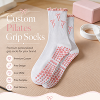 Chaussettes de yoga antidérapantes à volants pour femme avec logo personnalisé, idéales pour le Pilates et le trampoline