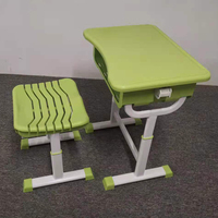 Mobilier scolaire classique bon marché, table d'étudiant en plastique dur pour enfants, bureau et chaise en bambou