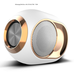 <span class=keywords><strong>Amazon</strong></span> Basics Large Portable <span class=keywords><strong>Bluetooth</strong></span> Speaker - Product Image 4
