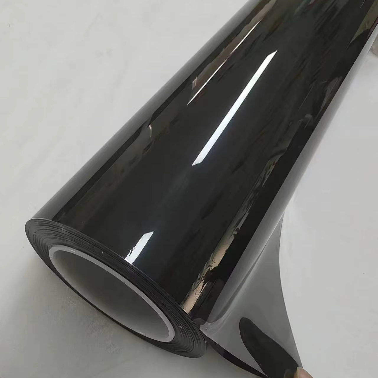 ฟิล์ม PET แบบนิ่ม สีดำเปียโน