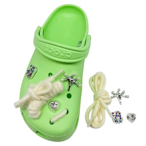 Groothandel Pvc Schoen Bedels <span class=keywords><strong>Eva</strong></span> Slippers Ornamenten Met Bijpassende Decoratie Kaarten Druppelen Plastic Schoen Accessoires Decoraties - Product Image 2