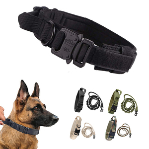 Ensemble collier et laisse pour chien tactique robuste en nylon grand collier de dressage pour animaux de compagnie avec poignée et collier de chien à boucle en métal - Product Image 1