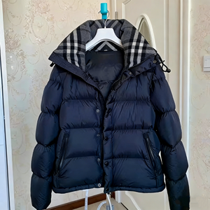 Cappotto Invernale da Uomo con Cappuccio in Pelliccia di Lupo, Stile Classico, Alta Qualità, Caldo e Antivento - Product Image 2