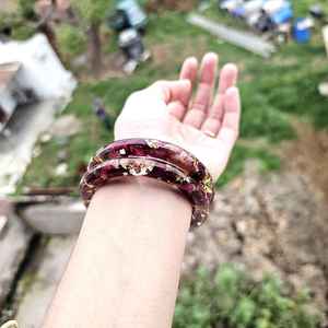 Brazaletes de Resina Compactos y Modernos para Mujer con Diseños Elegantes, Ligeros y Cómodos de Usar - Product Image 2