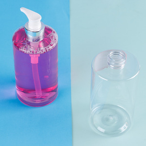 Botella de plástico transparente de 500 ml con hombro plano, envase PET recargable para cosméticos, champú y gel de ducha - Product Image 1