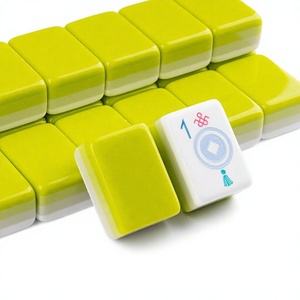 Tuiles <span class=keywords><strong>de</strong></span> jeu <span class=keywords><strong>de</strong></span> Mahjong <span class=keywords><strong>de</strong></span> luxe modernes, portables, miniatures, en acrylique à 4 couches, personnalisées en gros - Product Image 2