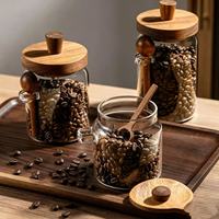 Stoples Kaca Serbaguna Kedap Udara dengan Sendok Kayu, Wadah Makanan untuk Biji Kopi, Teh, Kacang-kacangan