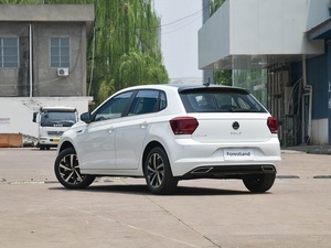 Barres de toit pliables en cuir pour <span class=keywords><strong>Polo</strong></span> Plus Hatchback <span class=keywords><strong>automatique</strong></span> – Économiques, vente en gros, pour le marché africain - Product Image 5