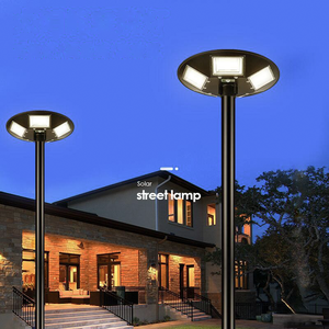 Lampes solaires d'extérieur pour jardin, rue et mur avec projecteurs LED et lampadaires - Product Image 4