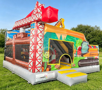 Château gonflable de construction avec toboggan pour fêtes et événements