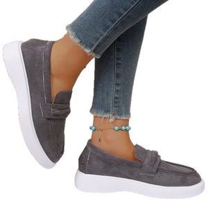 Mocassini slip-on comodi con suola spessa rialzata in camoscio, sneakers da donna per tutti i giorni e per lo shopping. - Product Image 5