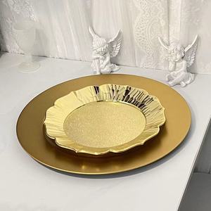 Placas de cargador doradas desechables de plástico para fiestas, placa de cargador acrílico de 13 pulgadas, decoración de boda - Product Image 4