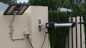 LockMaster LM601 350Kg Đơn <span class=keywords><strong>Swing</strong></span> <span class=keywords><strong>Arm</strong></span> Motor Nhà Điều Hành Thông Minh An Ninh Cổng Opener Máy Tự Động Cổng <span class=keywords><strong>Closer</strong></span> - Product Image 5