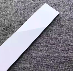 Plinthes en porcelaine de différentes couleurs en gros, carreaux de céramique décoratifs brillants pour sols, lignes d'angle intérieures, plinthes de base - Product Image 3