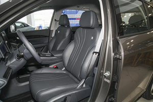 Geely Galaxy E5 2024 Édition Sailing 401-500km SUV 100% électrique Moteur 150-200kW Batterie LFP 300-400Nm 13000km Véhicule d'<span class=keywords><strong>occasion</strong></span> - Product Image 4