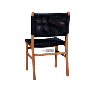 Chaise de salle à manger légère Clanora avec détails en teck massif tressé, confortable, durable, design moderne pour une utilisation en extérieur, hôtels, parcs - Product Image 3