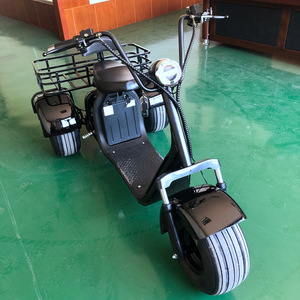 Elektrikli Yük Taşıma Scooterı Sertifikalı Kask 1500W Fırçasız Motor 200KG Kapasiteli Çift Süspansiyonlu Su Geçirmez Sokak Satıcısı Arabası - Product Image 4