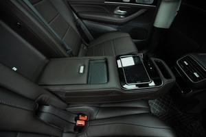 ชุดอัพเกรดที่วางแขนสำหรับผู้บริหาร GLE - Product Image 2