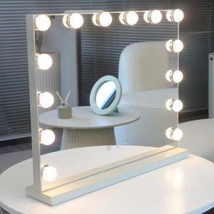 Espejo de Maquillaje LED Grande sin Marco de 20 Pulgadas con 14 Bombillas y Atenuación Suave para una Experiencia de Iluminación Personalizada - Product Image 1
