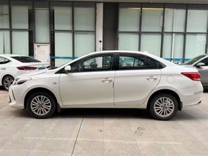 33/2000 Toyota Vios 2020 1.5L Automático; Vehículo Privado <span class=keywords><strong>de</strong></span> Primera Mano. - Product Image 2
