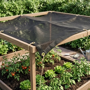 Voile d'ombrage en maille HDPE noire tissée 180 g/m² pour jardin, auvent extérieur personnalisé résistant aux UV - Product Image 5