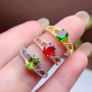 Cincin Pertunangan Wanita Batu Permata Diopside Potongan Oval Berlapis Emas Putih <span class=keywords><strong>18k</strong></span> Perak Sterling 925 Desain Klasik Mewah Baru - Product Image 1