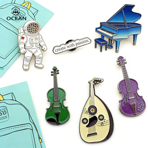 Fournisseur chinois de broches de revers personnalisées, design haut de gamme, broche de revers pour homme - Product Image 1