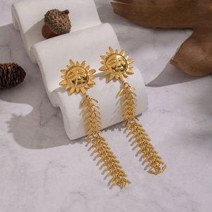 Pendientes Colgantes Elegantes Personalizados de Acero Inoxidable 316L, Chapados en Oro de 14k y 18k, Resistentes al Agua, Pendientes de Moda con Diseño de Sol para Mujer - Product Image 2